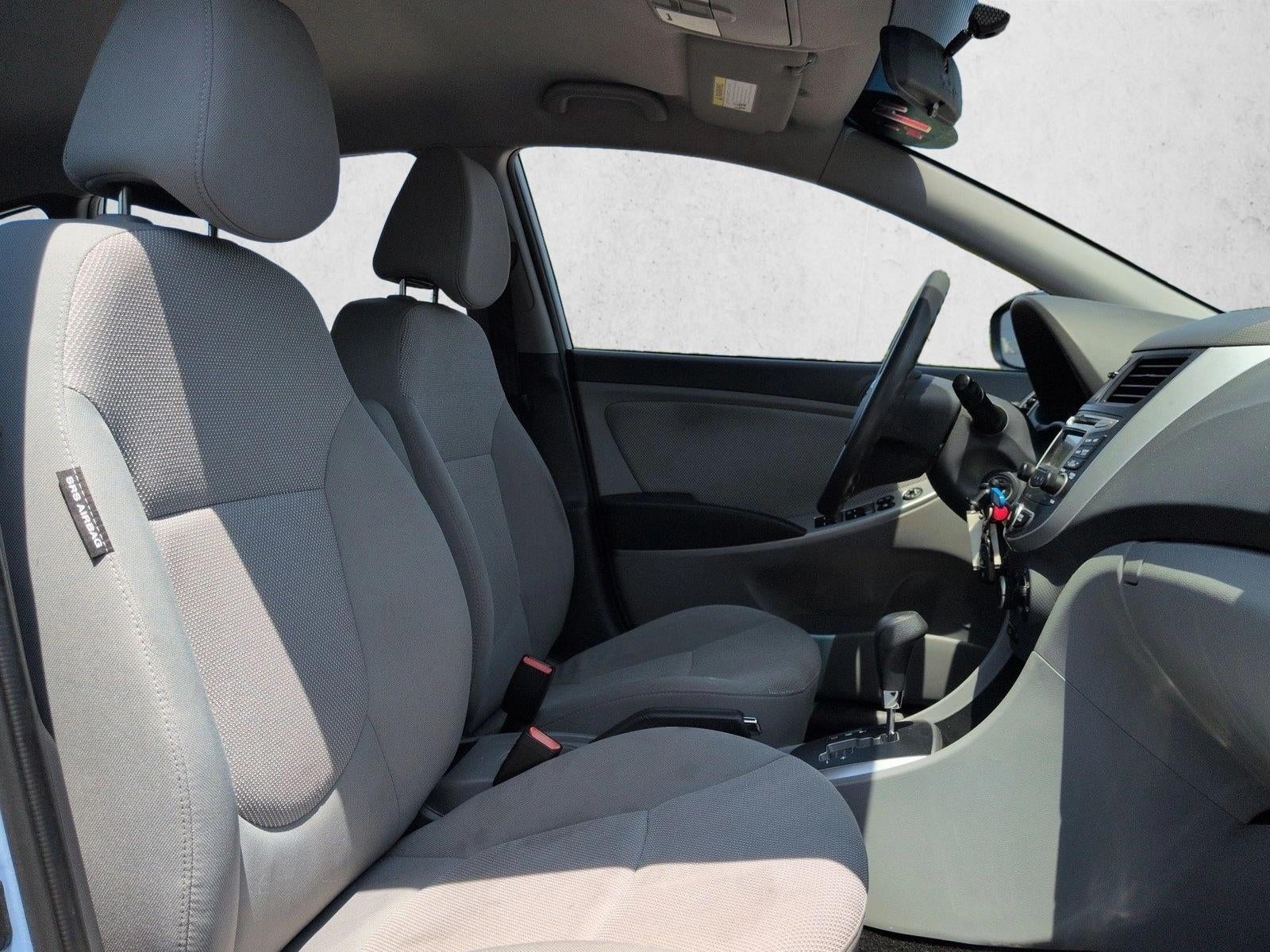 2013 Hyundai Accent GS
