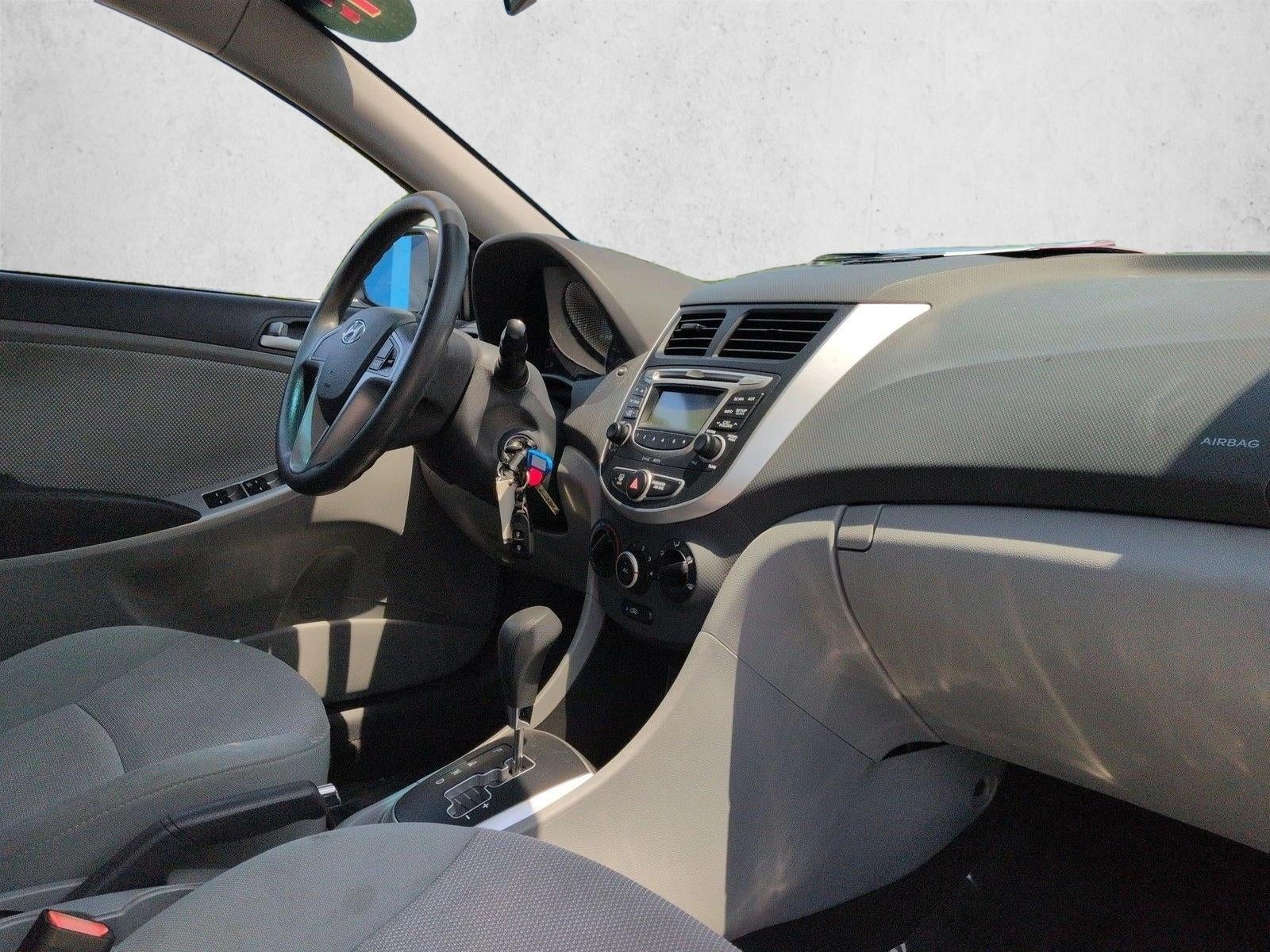 2013 Hyundai Accent GS