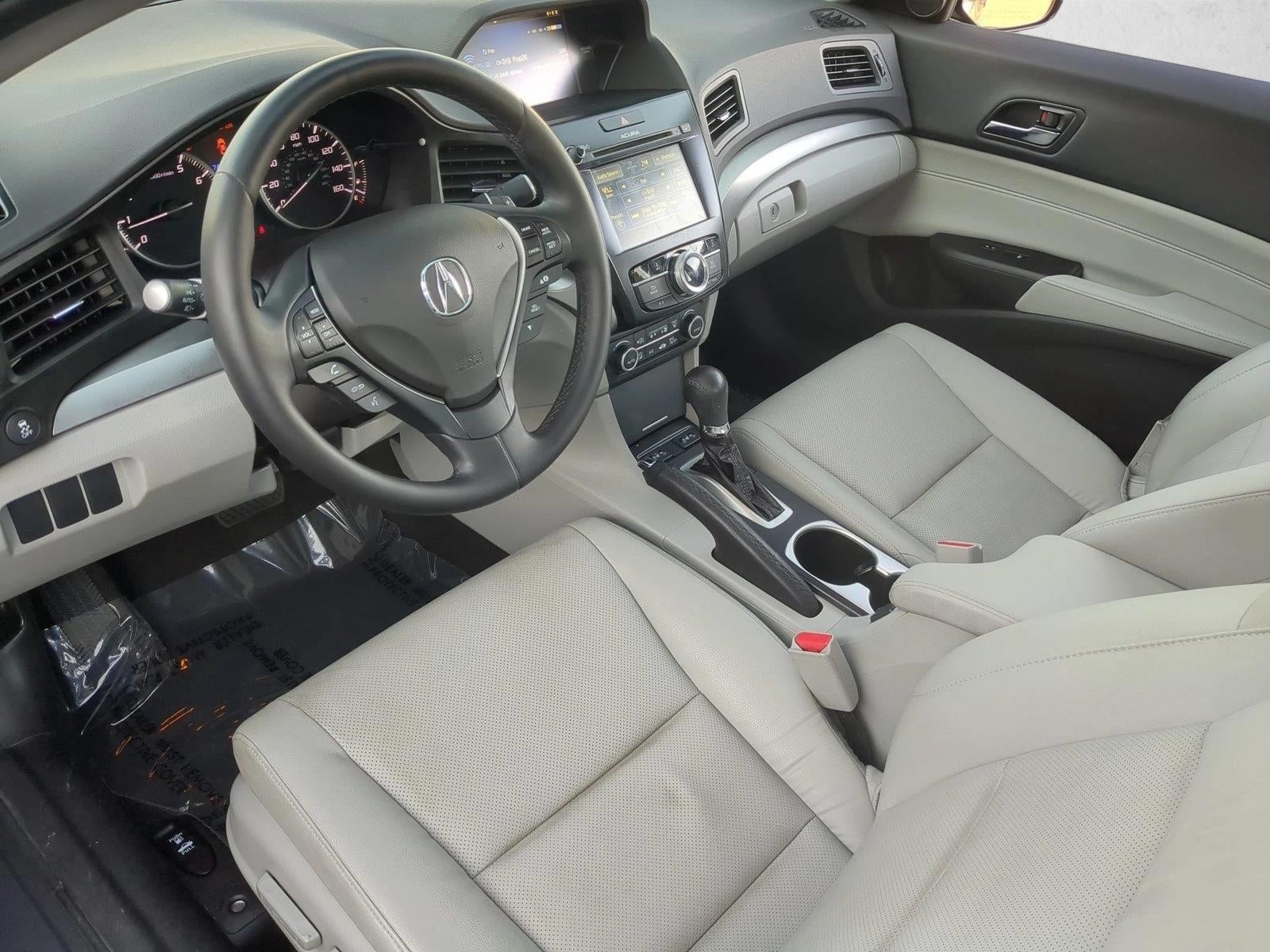 2017 Acura ILX Sedan w/Premium Pkg
