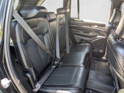 2023 Jeep Grand Cherokee Overland 4x4