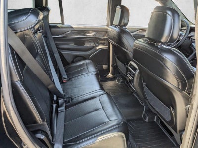 2023 Jeep Grand Cherokee Overland 4x4