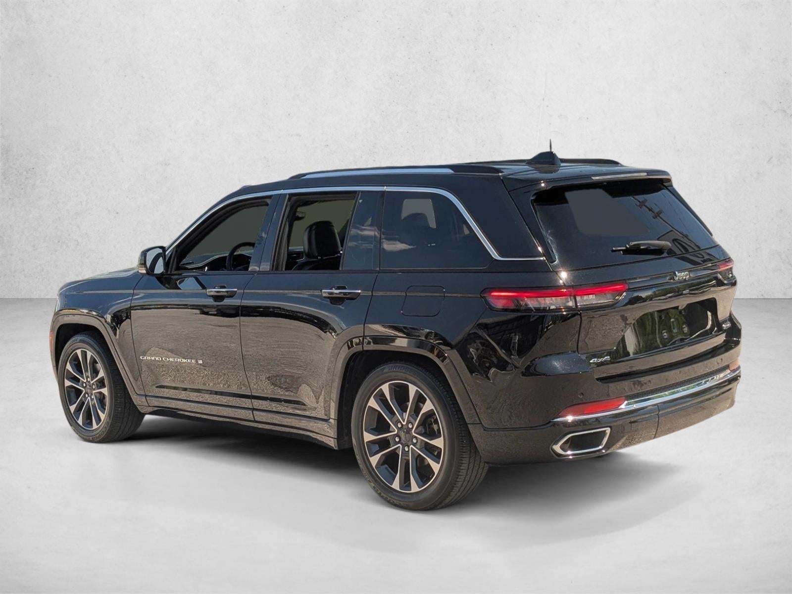 2023 Jeep Grand Cherokee Overland 4x4
