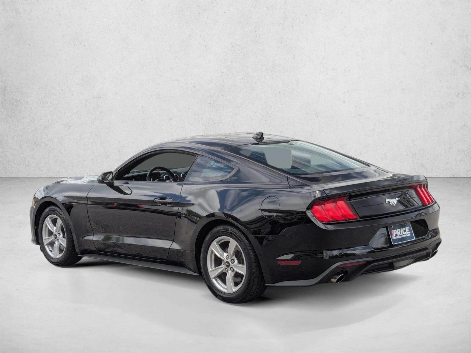 2022 Ford Mustang EcoBoost Fastback
