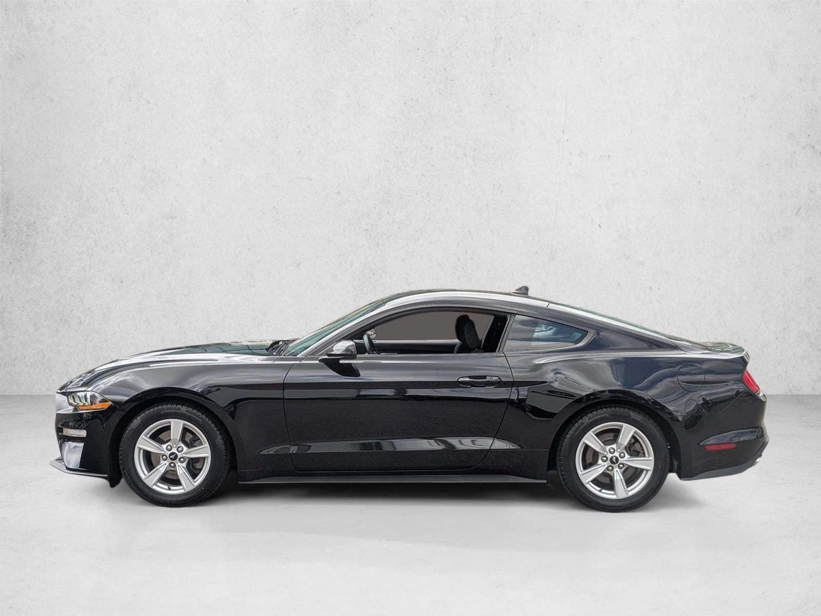 2022 Ford Mustang EcoBoost Fastback