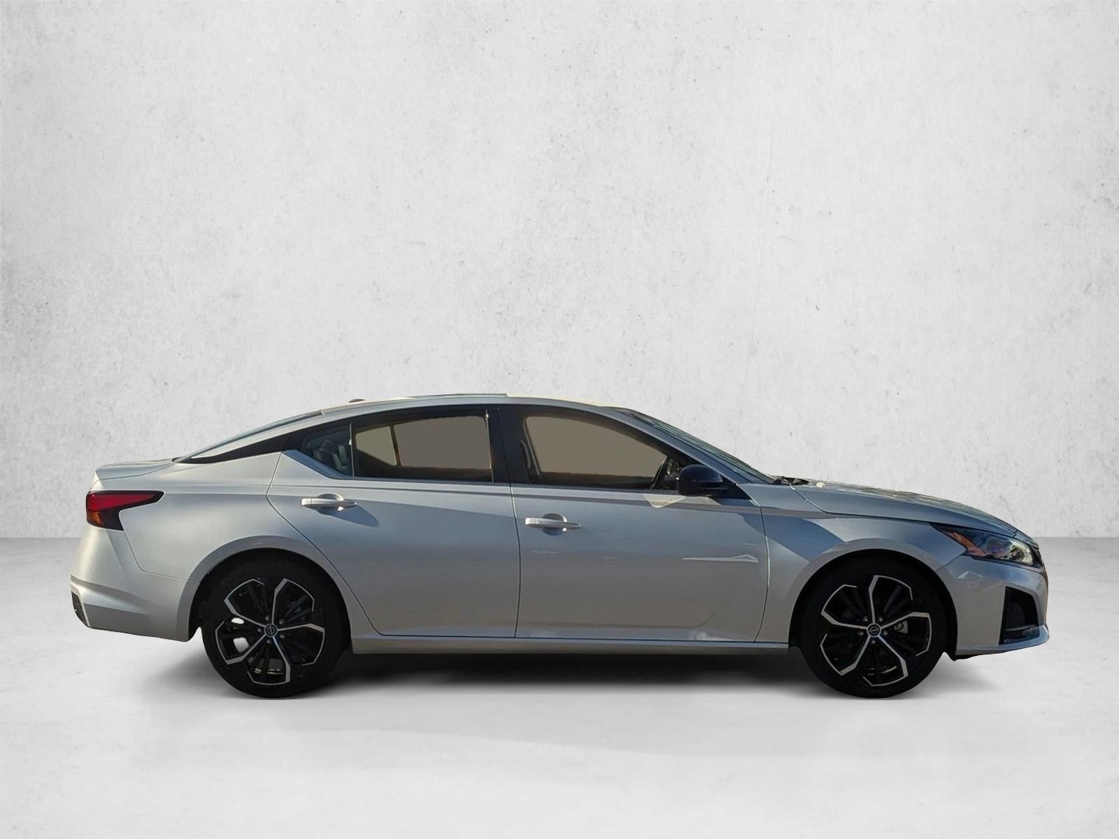 2024 Nissan Altima 2.5 SR Sedan