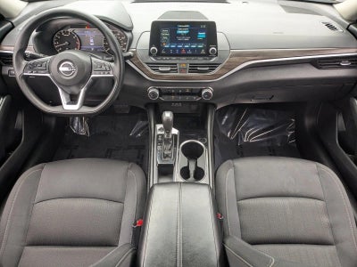 2023 Nissan Altima 2.5 SV Sedan