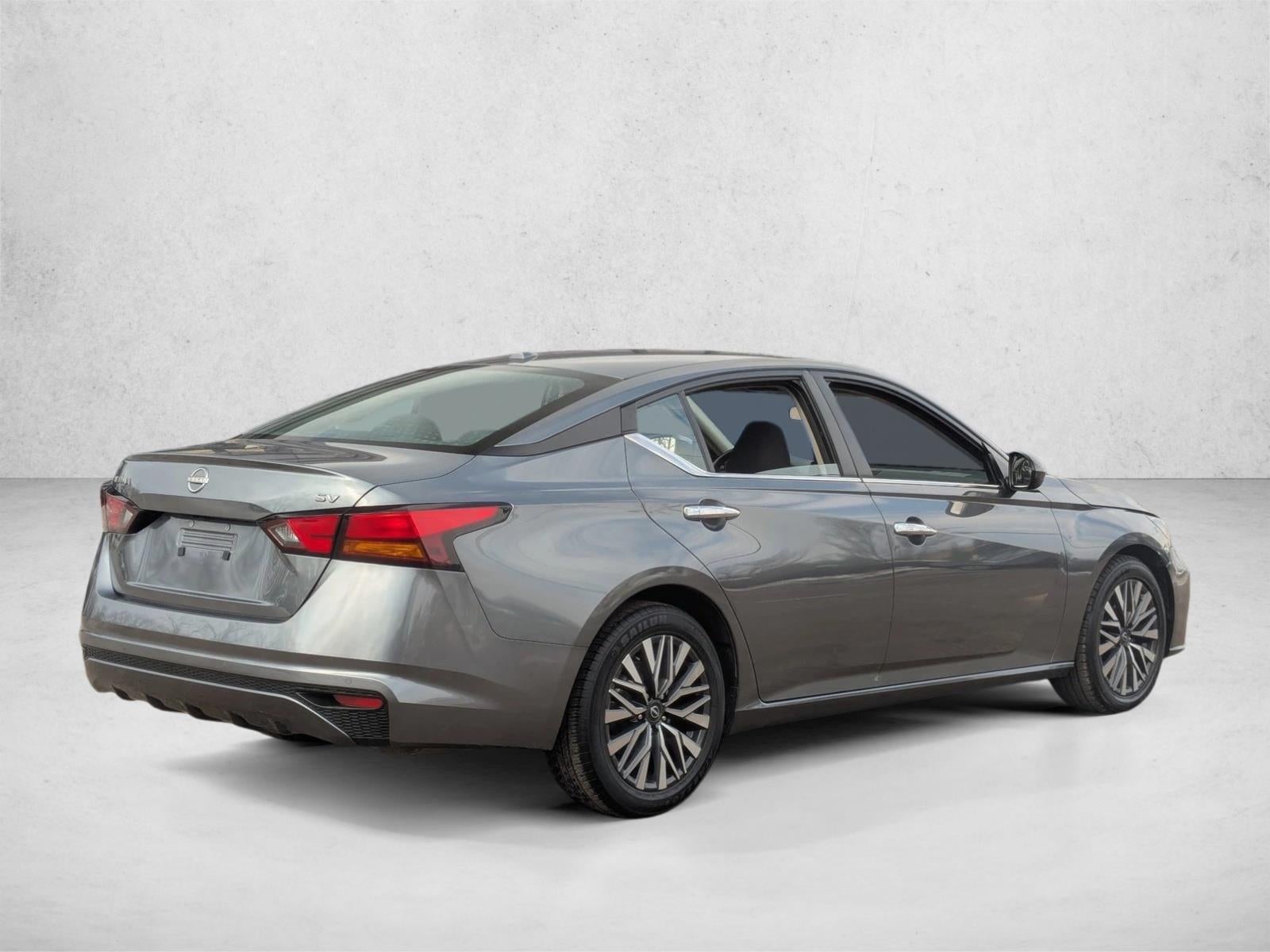 2023 Nissan Altima 2.5 SV Sedan