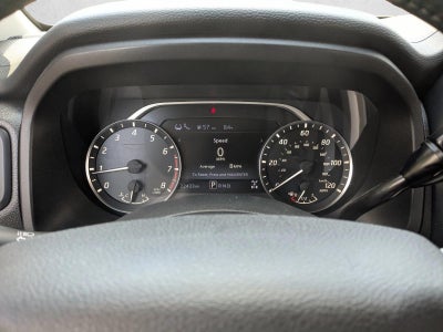 2024 Nissan Titan 4x4 Crew Cab SV