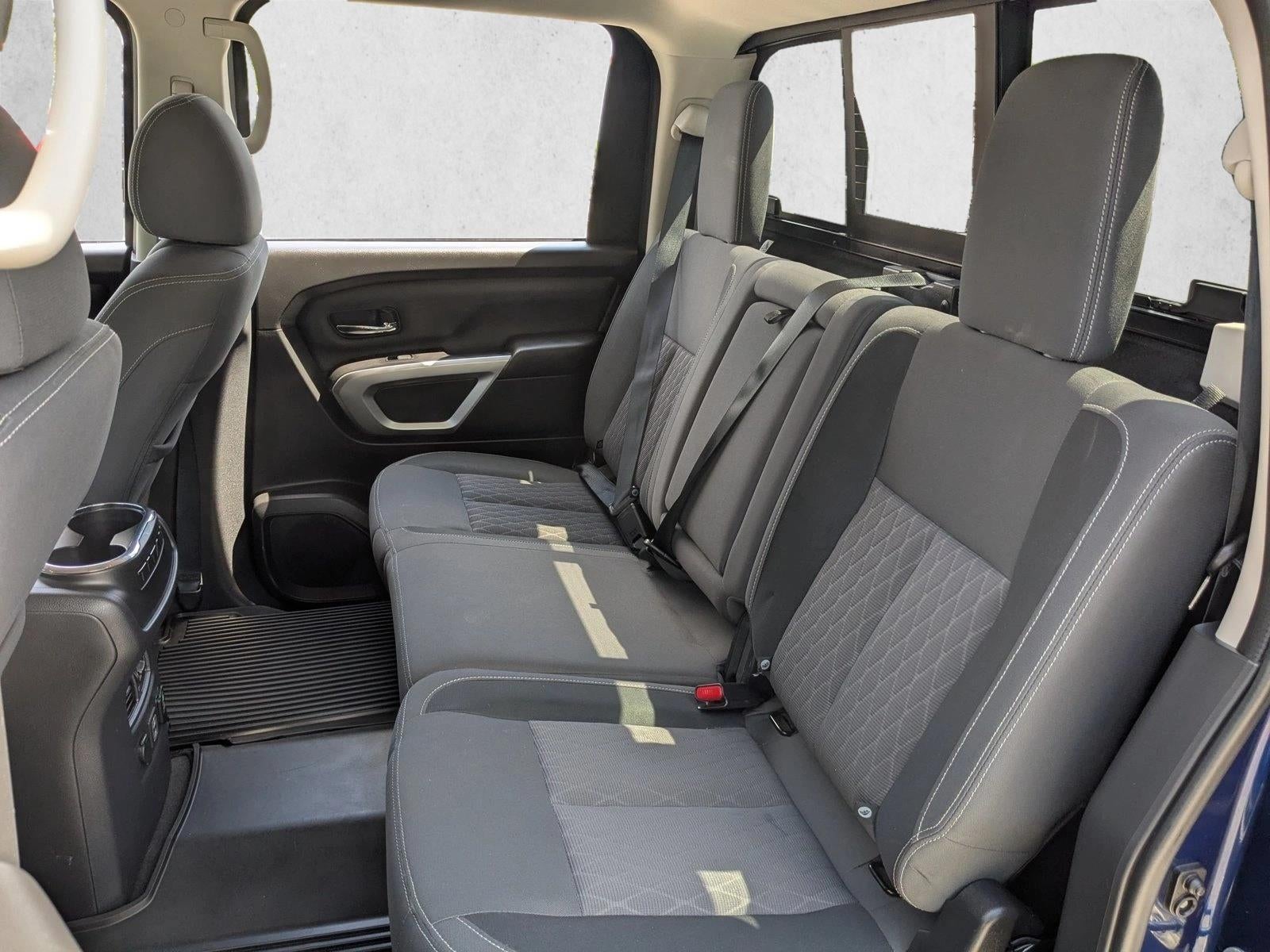 2024 Nissan Titan 4x4 Crew Cab SV