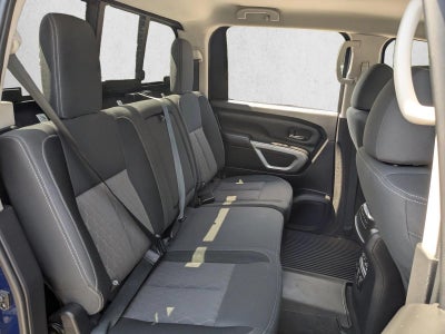 2024 Nissan Titan 4x4 Crew Cab SV