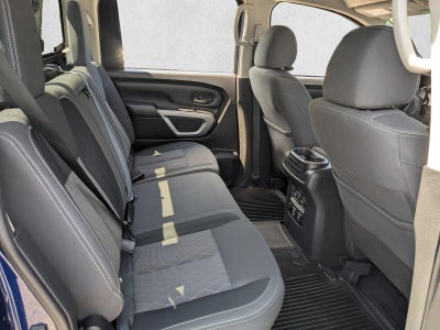2024 Nissan Titan 4x4 Crew Cab SV