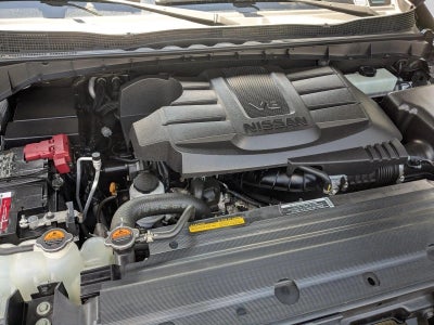 2024 Nissan Titan 4x4 Crew Cab SV