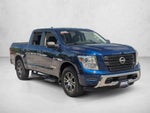 2024 Nissan Titan 4x4 Crew Cab SV