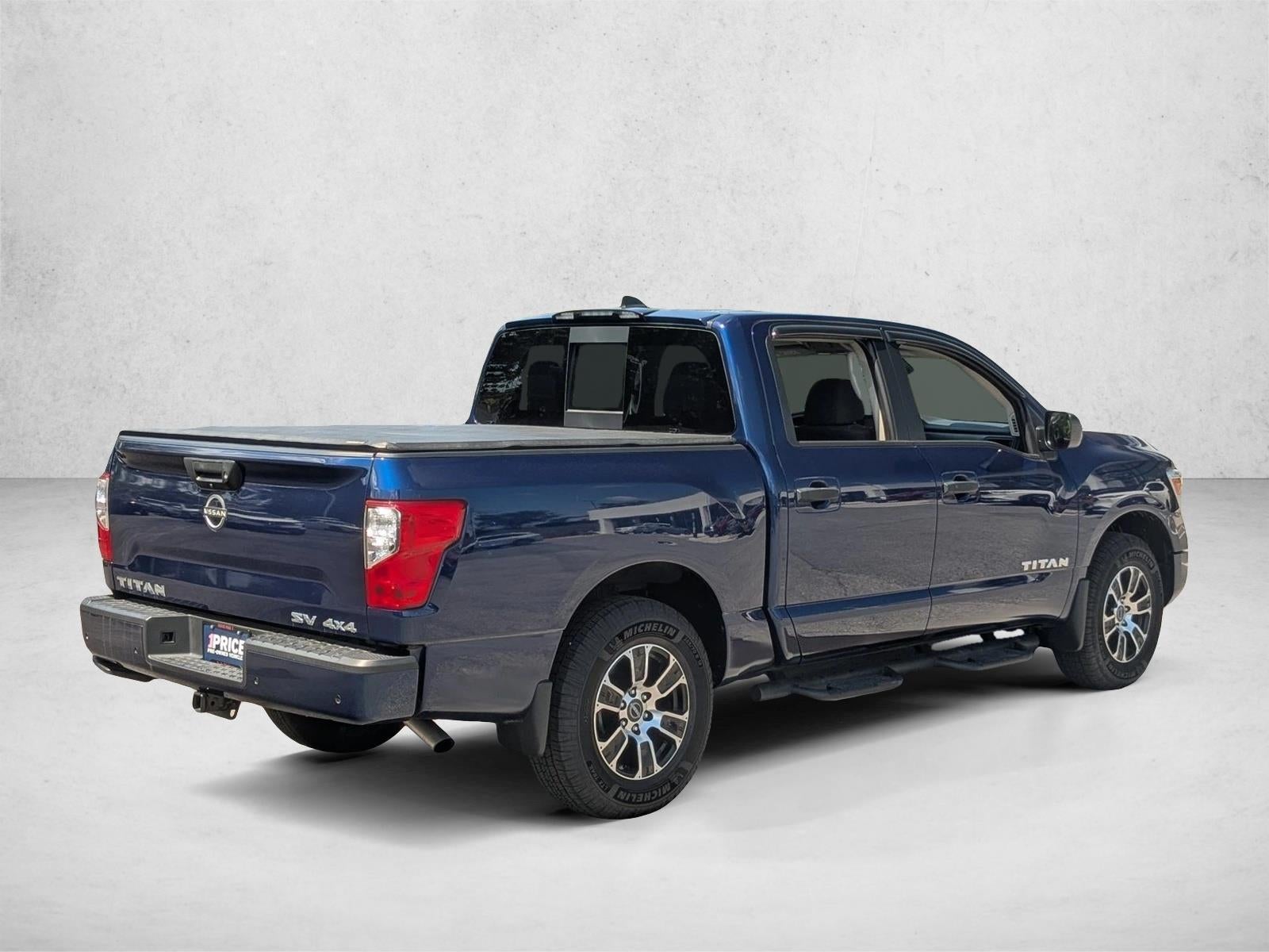 2024 Nissan Titan 4x4 Crew Cab SV