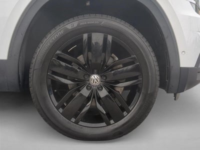 2018 Volkswagen Atlas 3.6L V6 SEL Premium 4MOTION