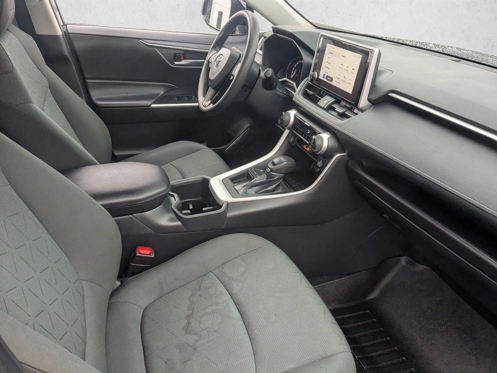 2024 Toyota RAV4 XLE FWD (GS)