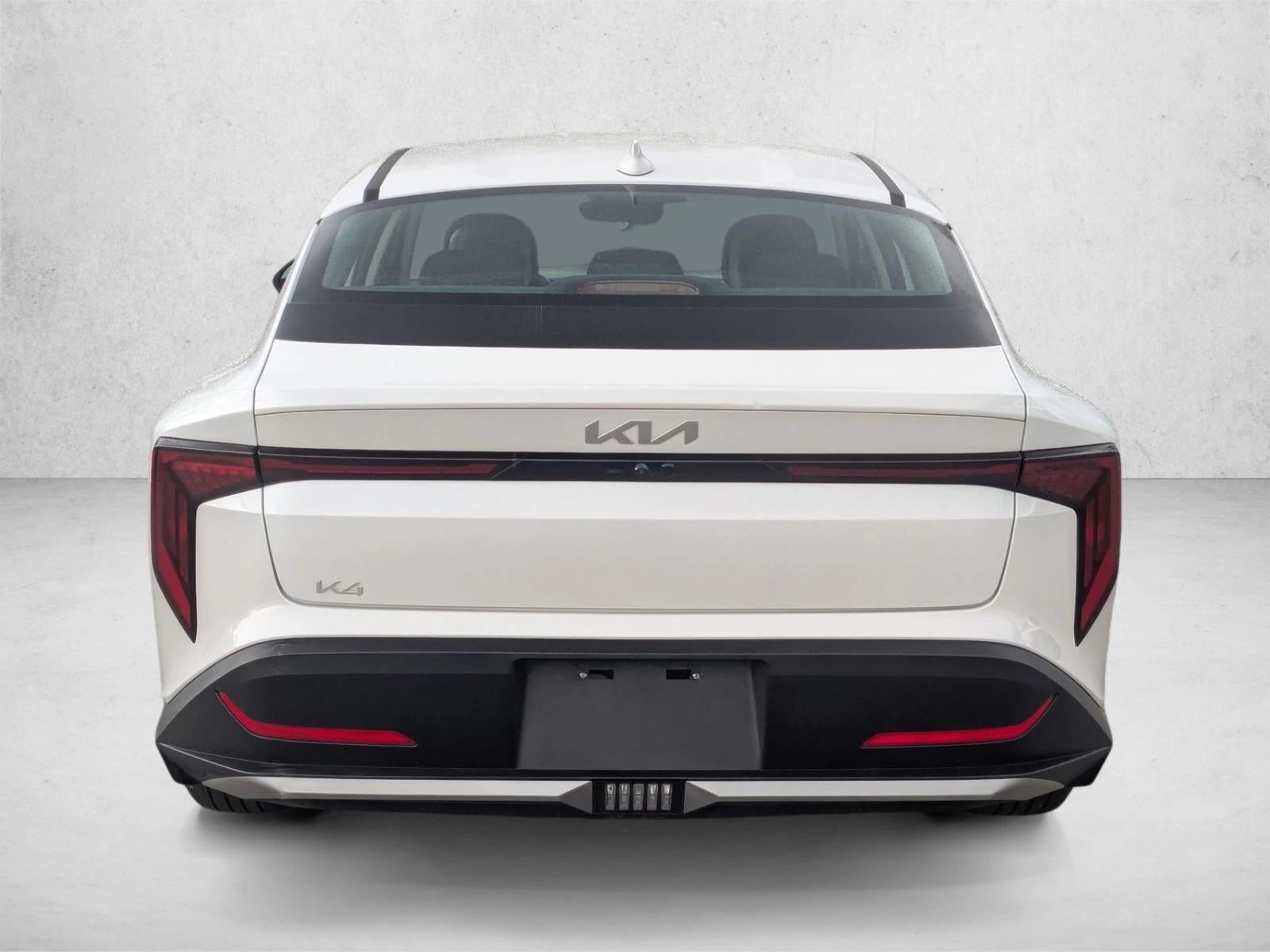 2025 Kia K4 LXS FWD