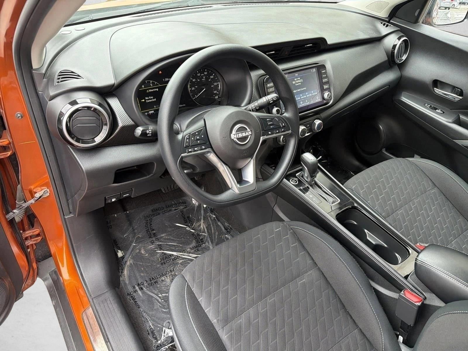 2024 Nissan Kicks SV FWD