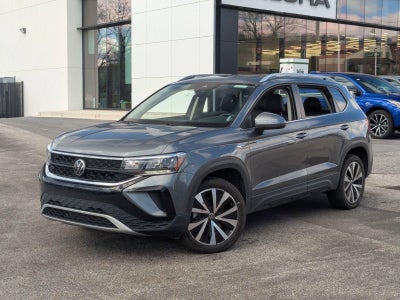 2024 Volkswagen Taos SE FWD
