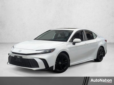 2025 Toyota Camry LE (SE)