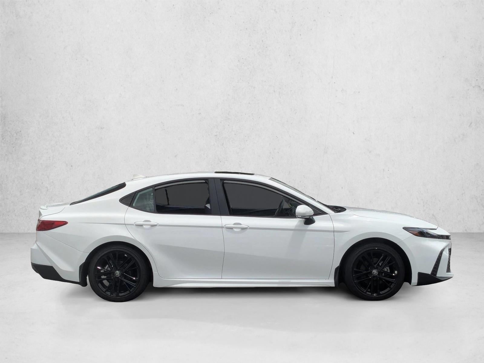 2025 Toyota Camry LE (SE)
