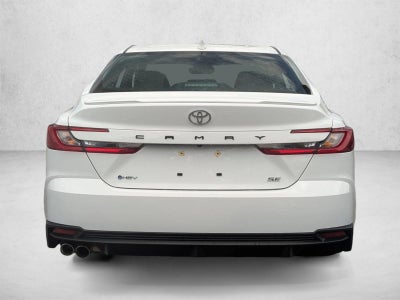 2025 Toyota Camry LE (SE)
