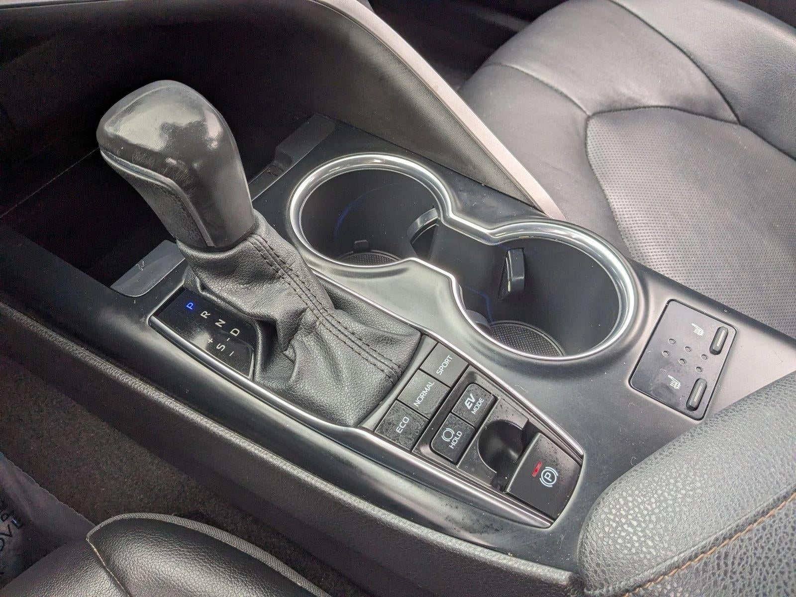 2020 Toyota Camry Hybrid XLE CVT (Natl)