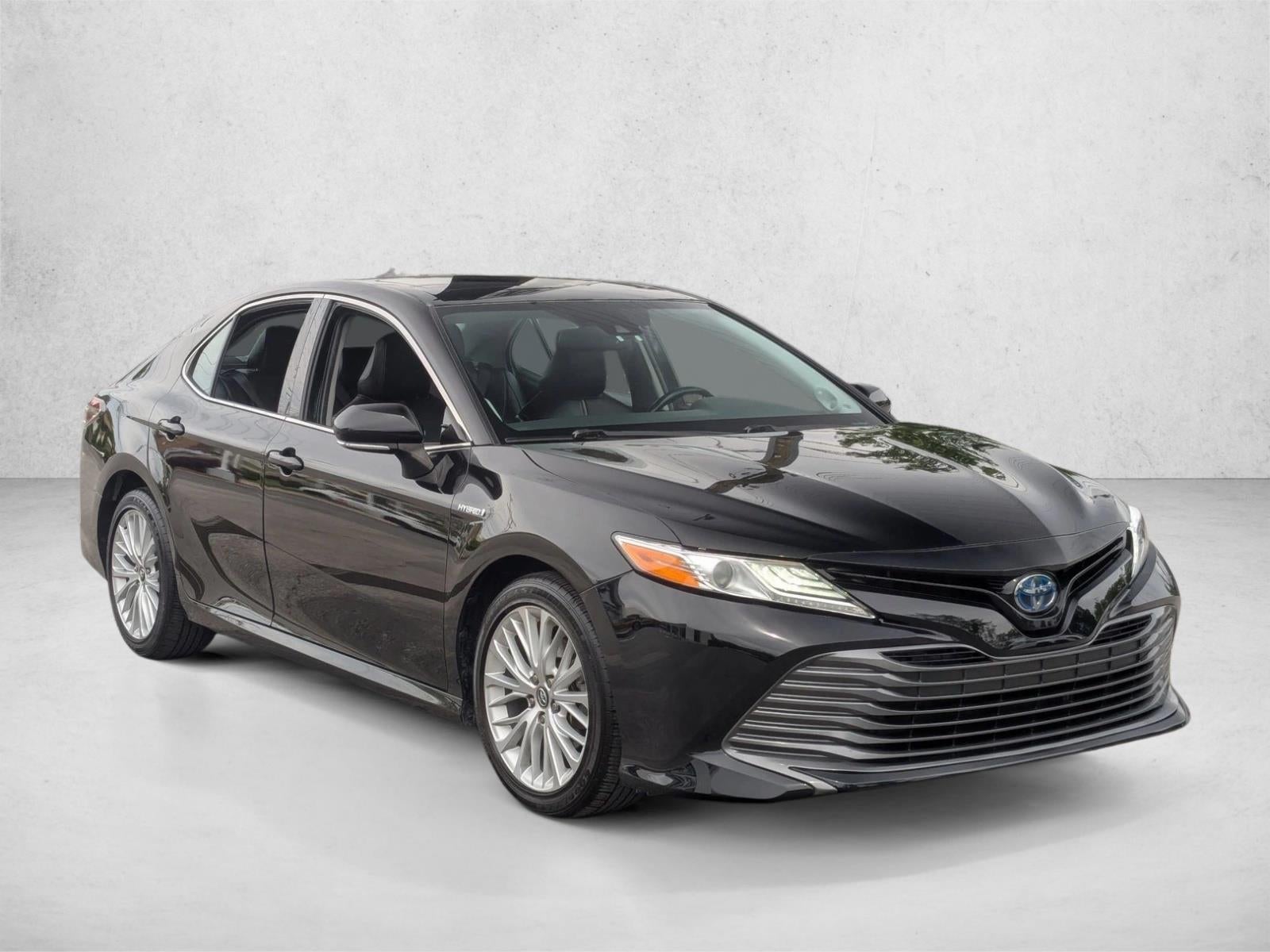 2020 Toyota Camry Hybrid XLE CVT (Natl)