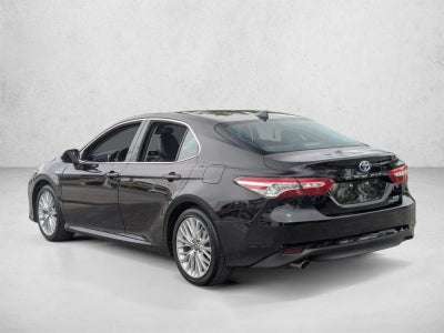 2020 Toyota Camry Hybrid XLE CVT (Natl)