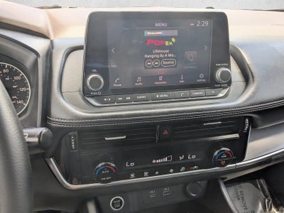 2021 Nissan Rogue FWD SV