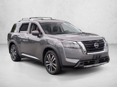 2023 Nissan Pathfinder Platinum 4WD