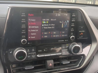 2021 Toyota Highlander XLE AWD (Natl)