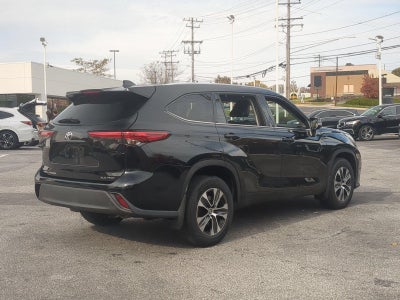 2021 Toyota Highlander XLE AWD (Natl)