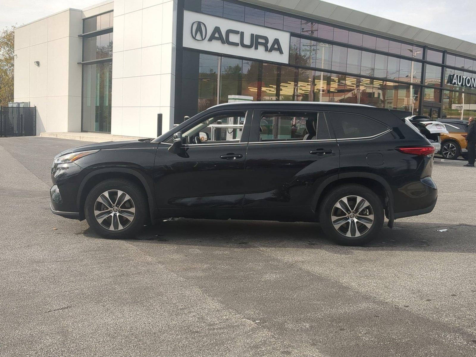 2021 Toyota Highlander XLE AWD (Natl)