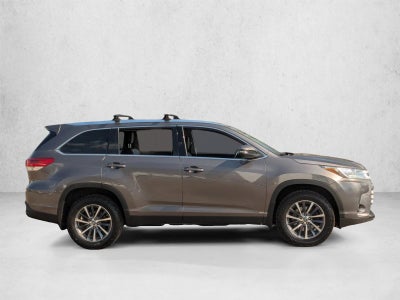 2019 Toyota Highlander XLE V6 AWD (Natl)
