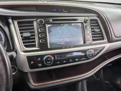 2017 Toyota Highlander XLE V6 AWD (Natl)