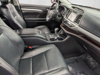 2017 Toyota Highlander XLE V6 AWD (Natl)