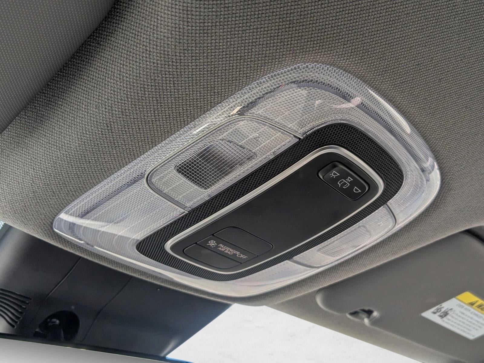 2024 Hyundai ELANTRA SE IVT