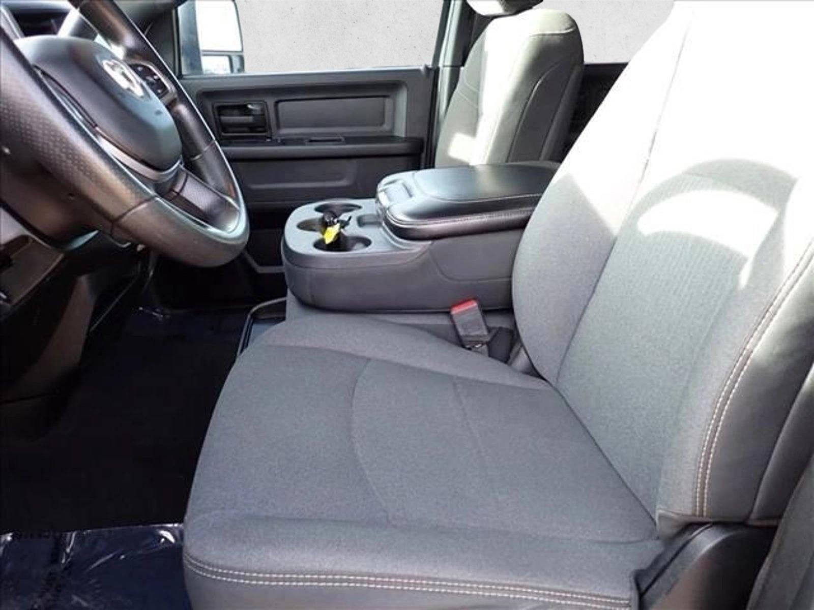 2023 RAM 2500 Tradesman 4x4 Crew Cab 6'4" Box
