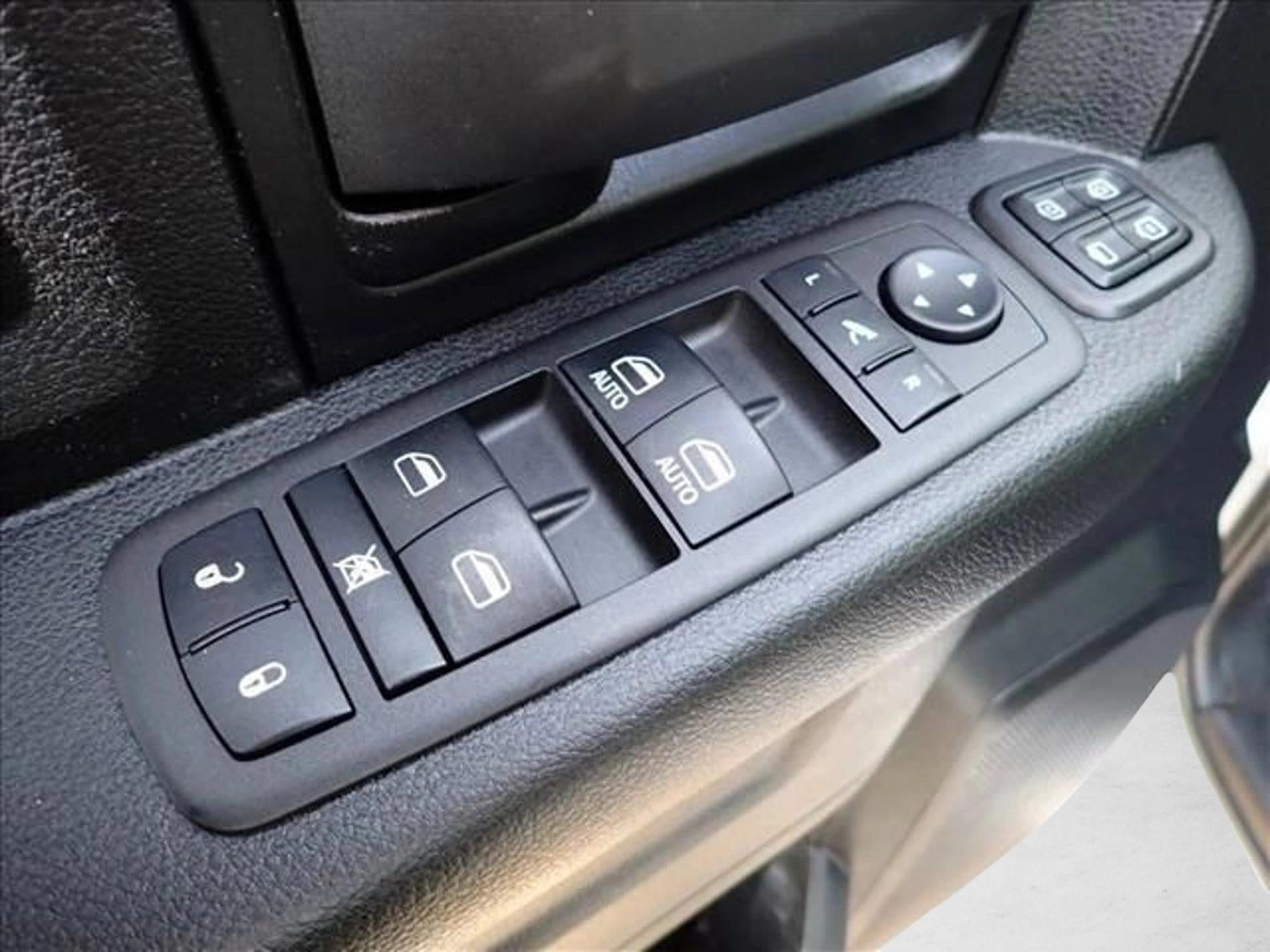 2023 RAM 2500 Tradesman 4x4 Crew Cab 6'4" Box