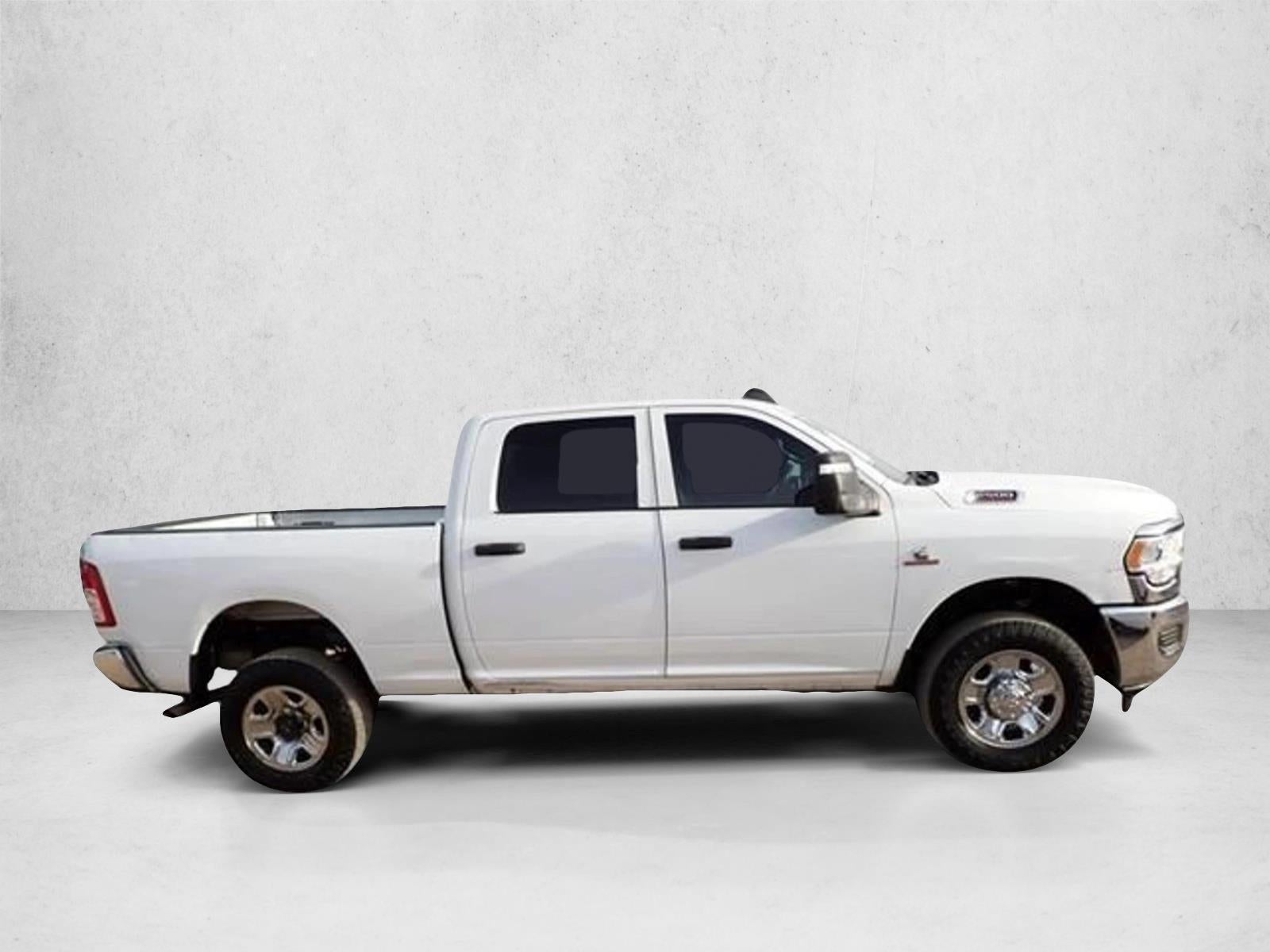 2023 RAM 2500 Tradesman 4x4 Crew Cab 6'4" Box