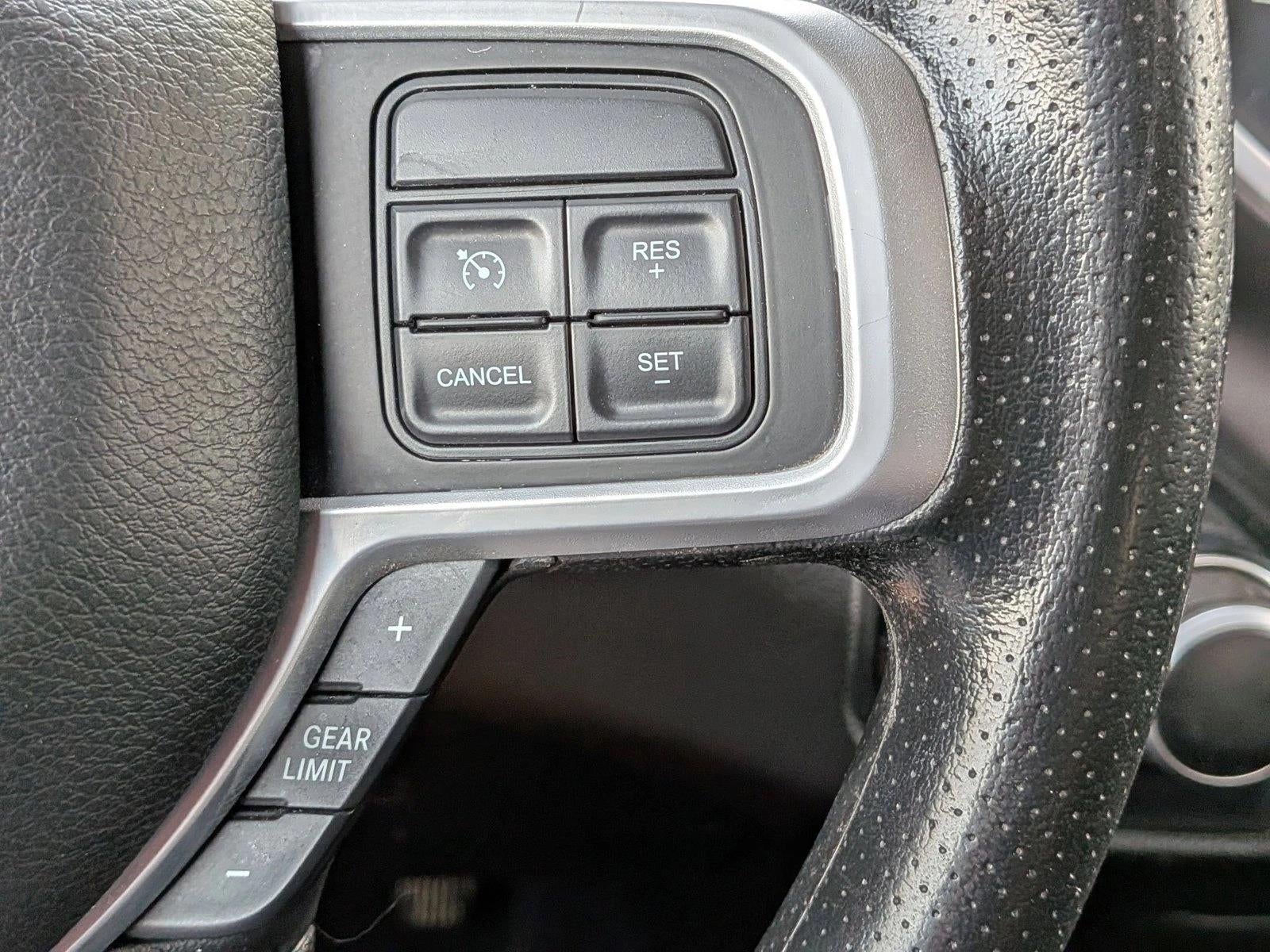2020 RAM 2500 Big Horn 4x4 Crew Cab 6'4" Box