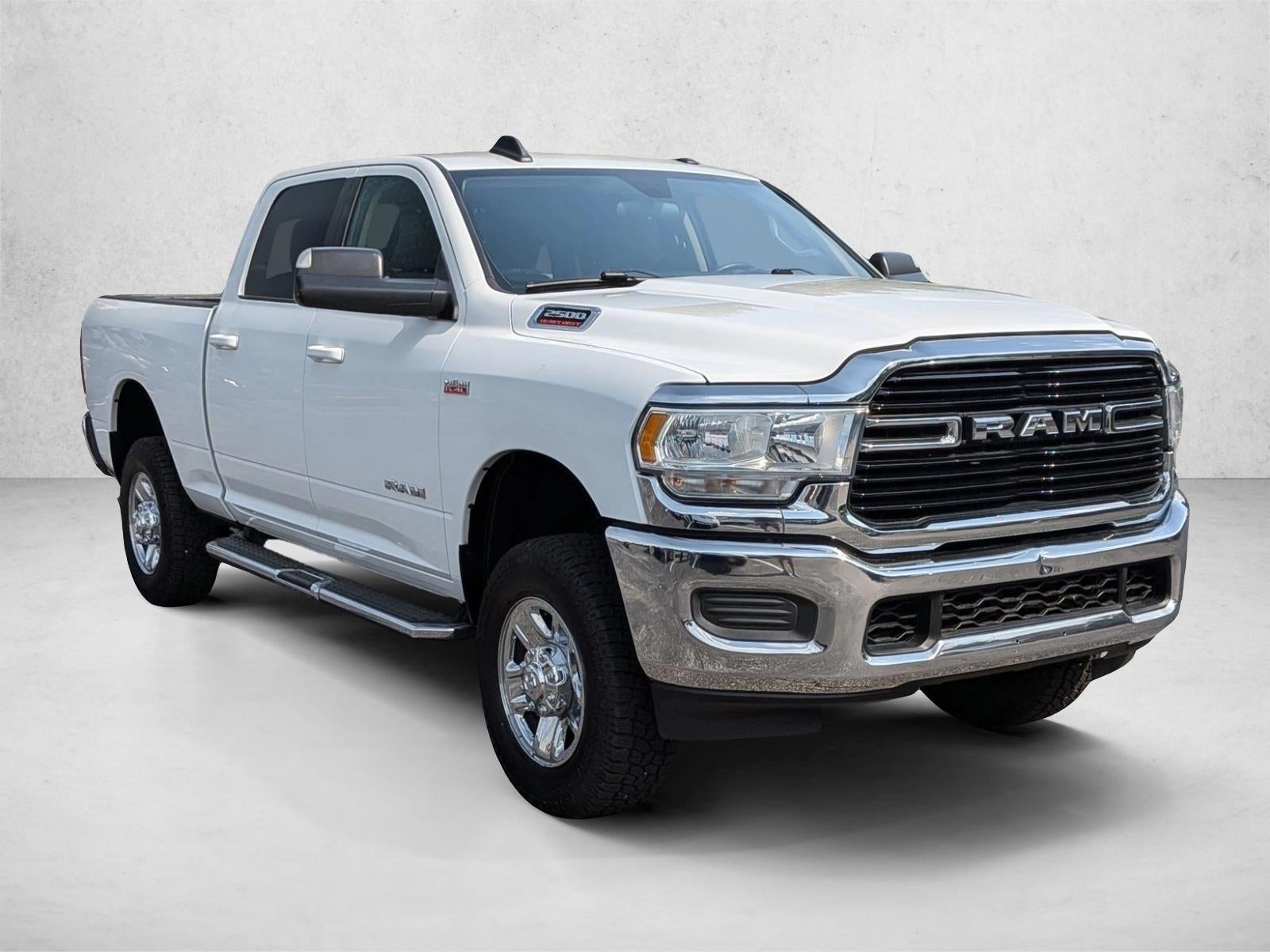 2020 RAM 2500 Big Horn 4x4 Crew Cab 6'4" Box