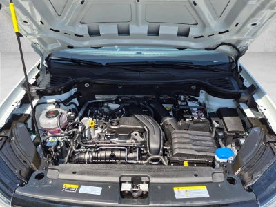 2025 Volkswagen Taos SE 4MOTION