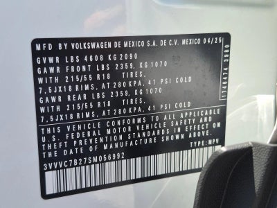 2025 Volkswagen Taos SE 4MOTION