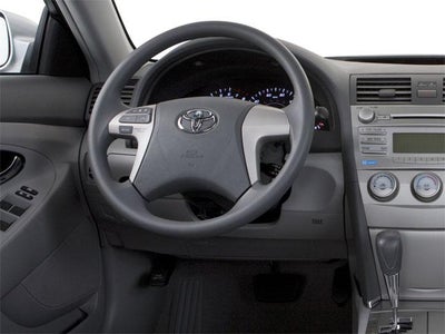 2011 Toyota Camry 4dr Sdn I4 Man LE (Natl)