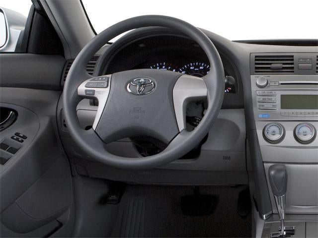 2011 Toyota Camry 4dr Sdn I4 Man LE (Natl)