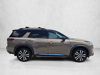 2024 Nissan Pathfinder Platinum 4WD