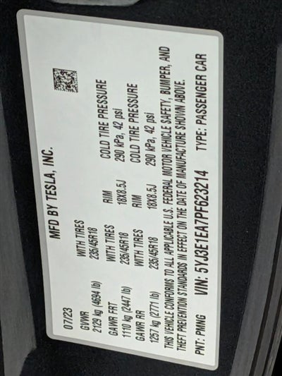 2023 Tesla Model 3 RWD