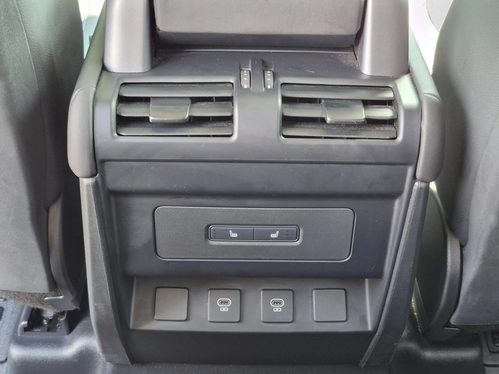 2024 Land Rover Defender 110 P300 S